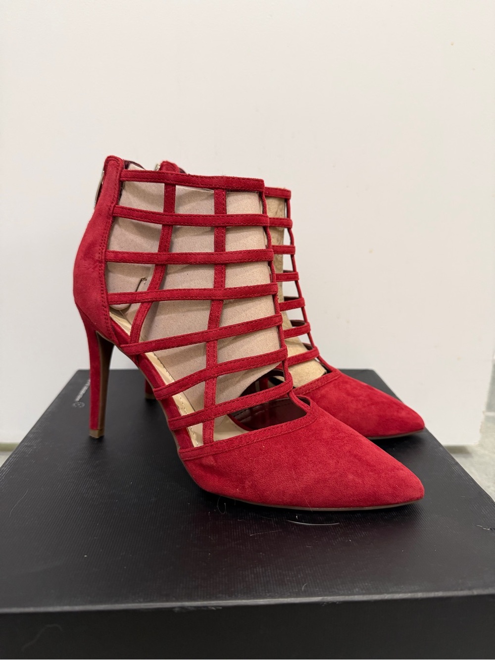 Marc Fisher Naples2 Caged 4” Heel in Dark Red Suede - Size 7